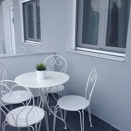 Apartment Philoxenia *