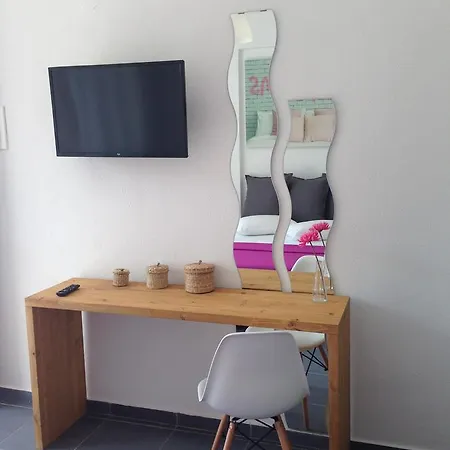 Philoxenia * Vrasná