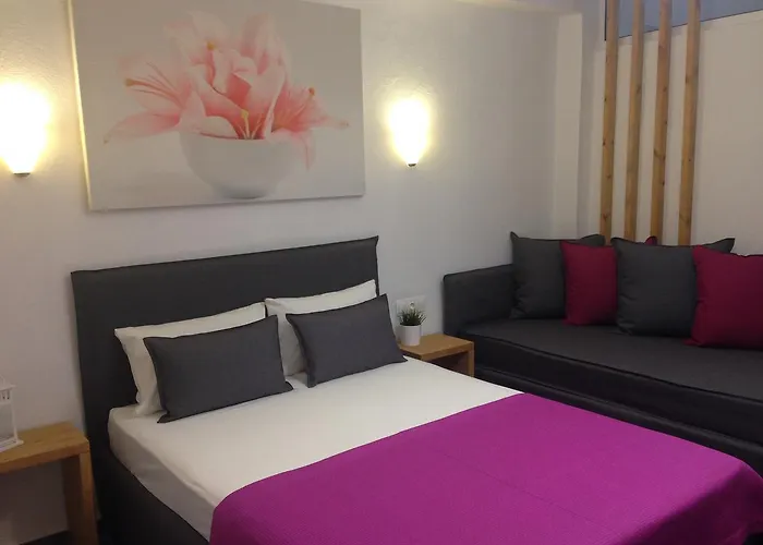 Philoxenia Apartamento Vrasná